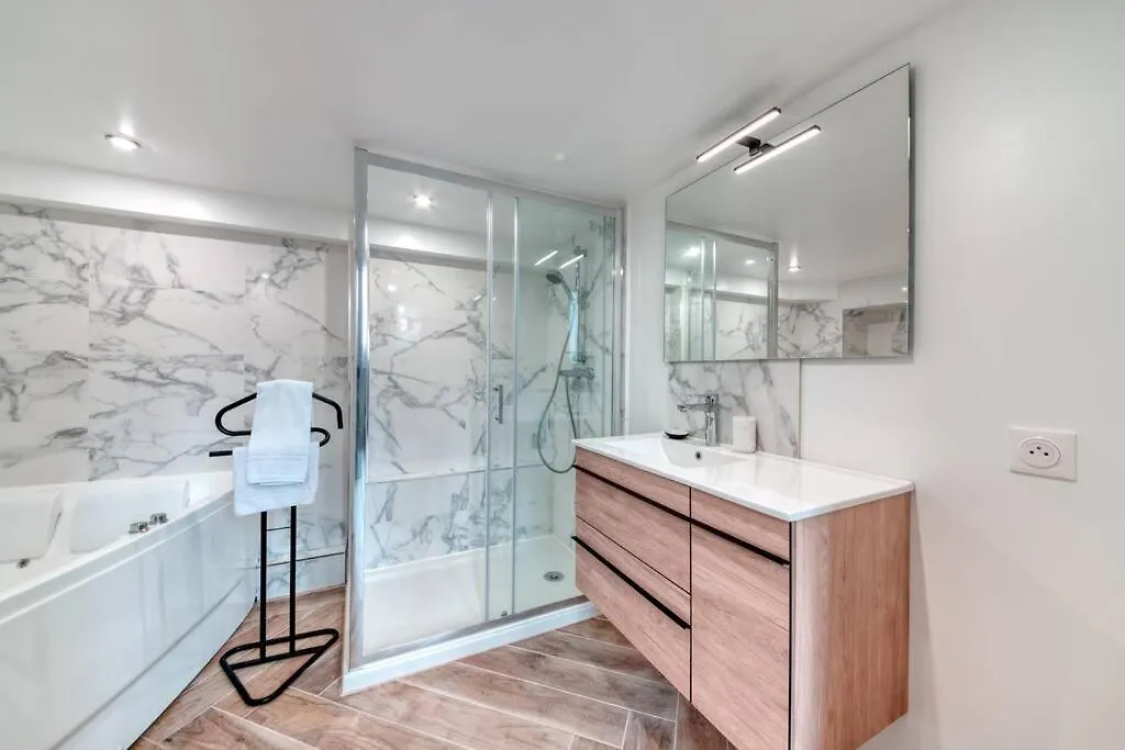 Guestready - 2 Modern Rooms With Balneo Лион 0*,